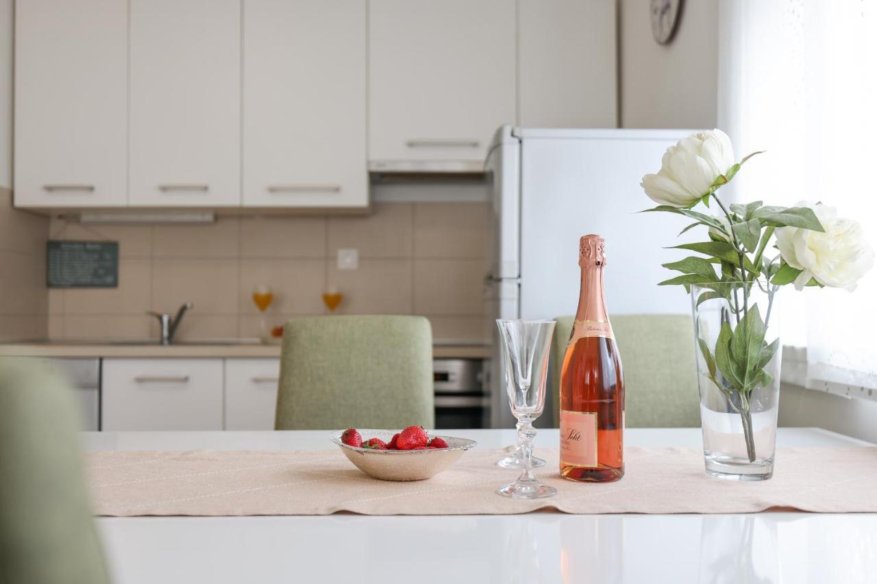 Cozy Niko Apartment - Private Parking And Balcony Zadar Extérieur photo